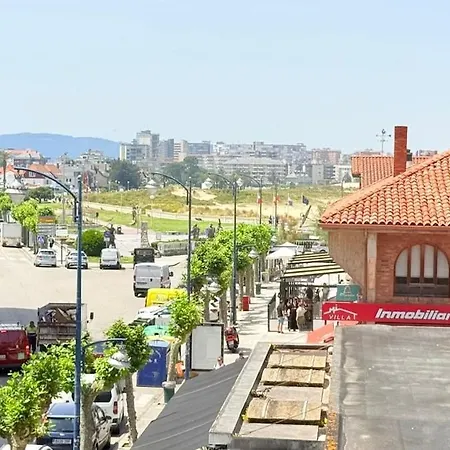Precioso A 200 Metros De La Playa De Ларедо